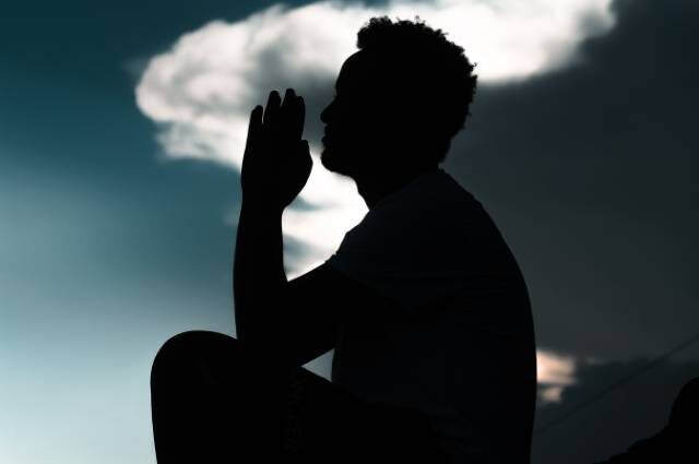 A oração pela libertação da inveja